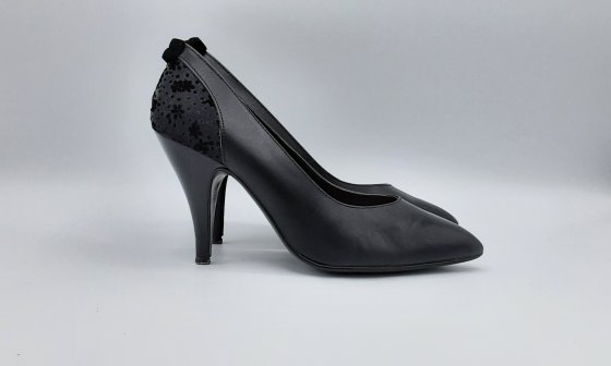 Escarpin en cuir noir de seconde main