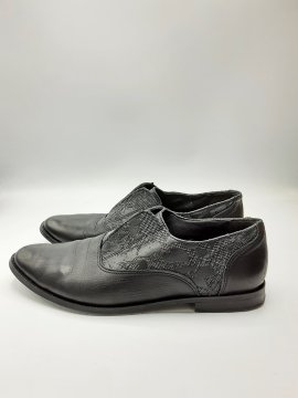 Mocassins eram noirs de seconde main