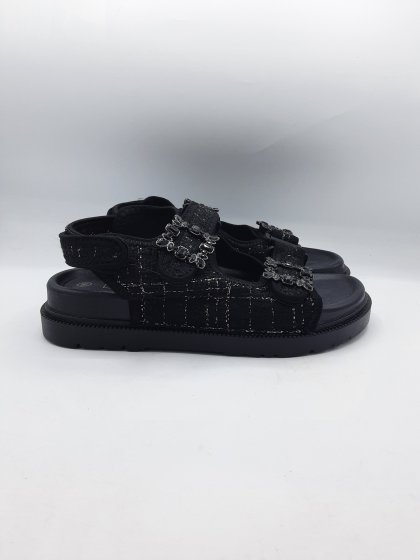 Sandales MERRY SCOTT noires de seconde main