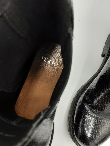 bottines plates texto noire vernis de seconde chance