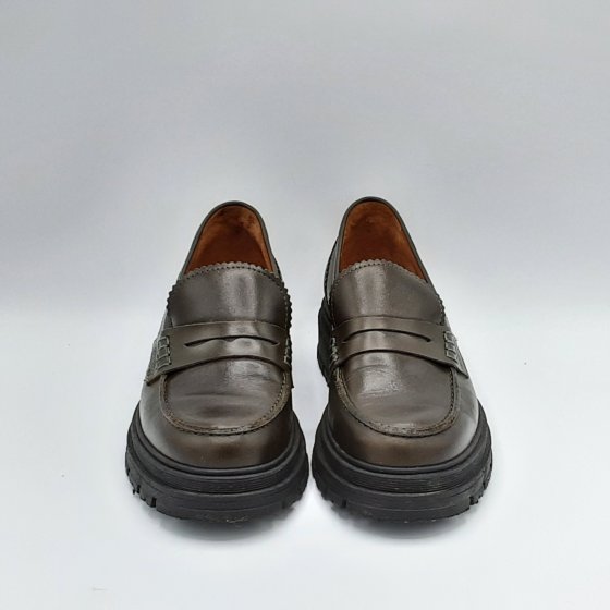 Mocassins Bocage olive de seconde main