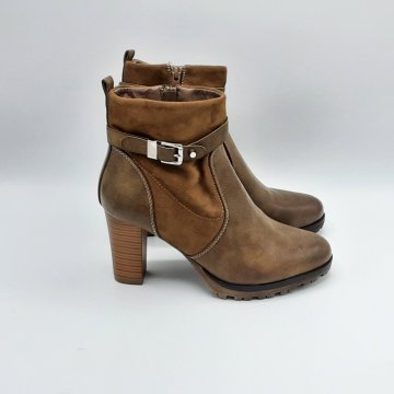 Bottines Eram marron de seconde main