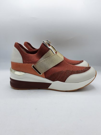 Baskets FUGITIVE corail de seconde main