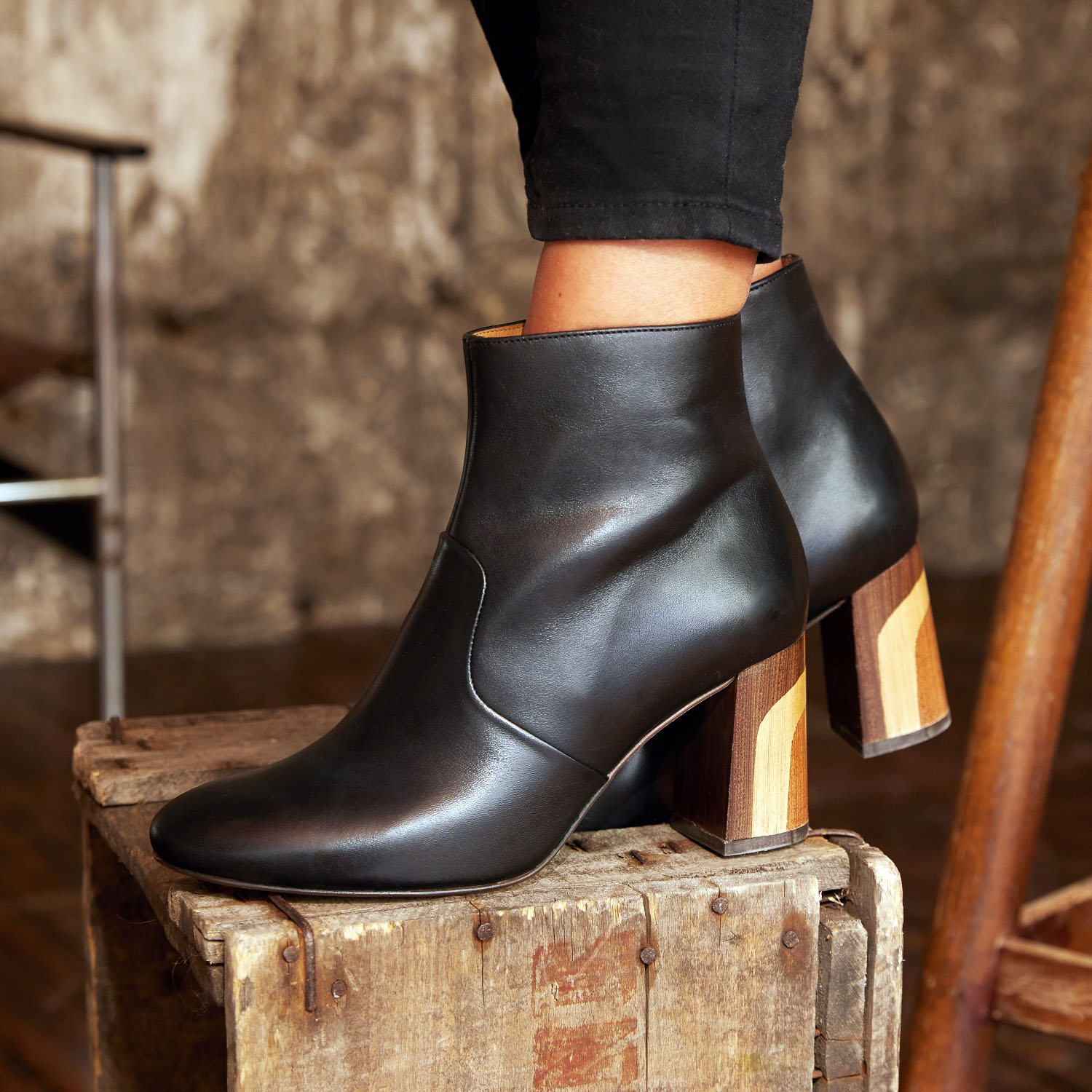 BOOTS ELONA