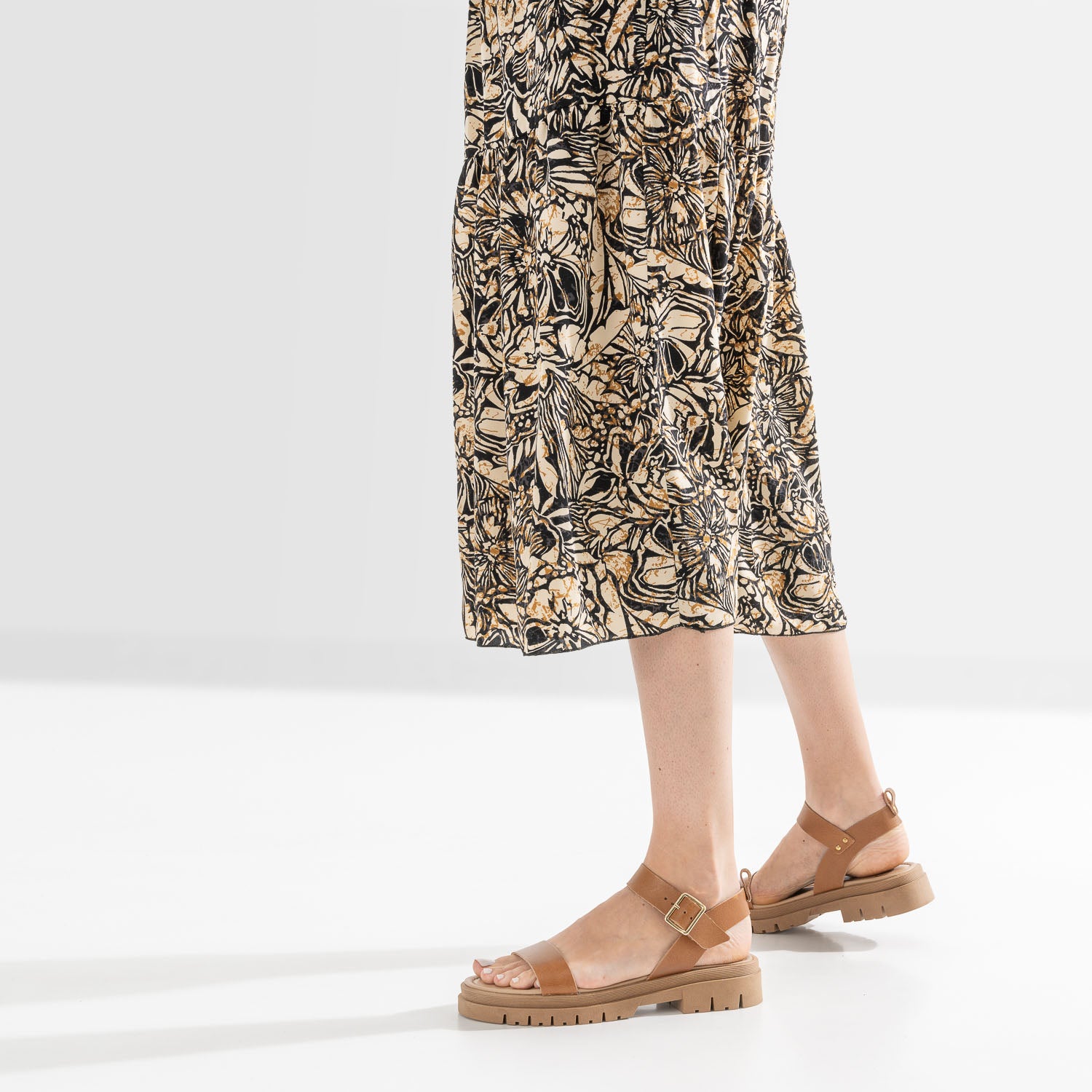 SANDALE NOUHANA CAMEL